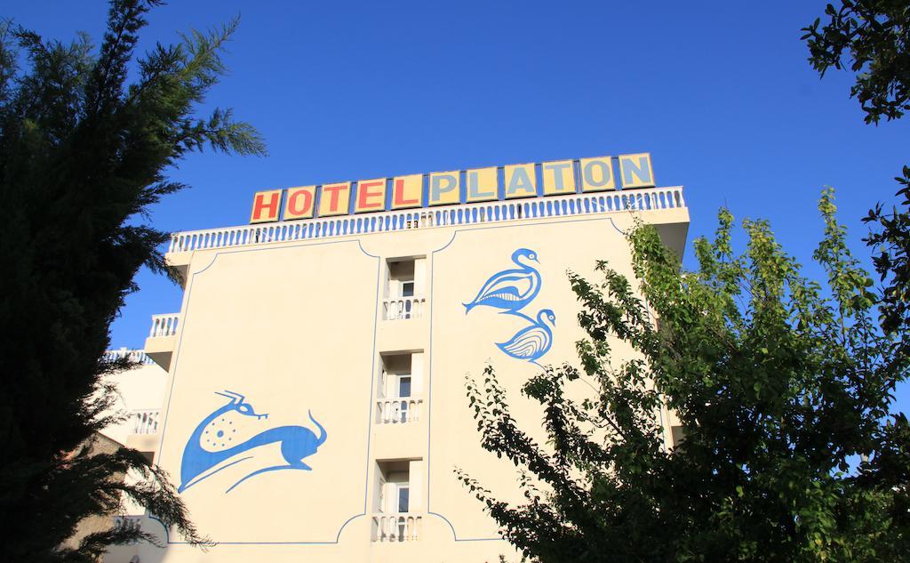 Hotel Platon Атина Екстериор снимка