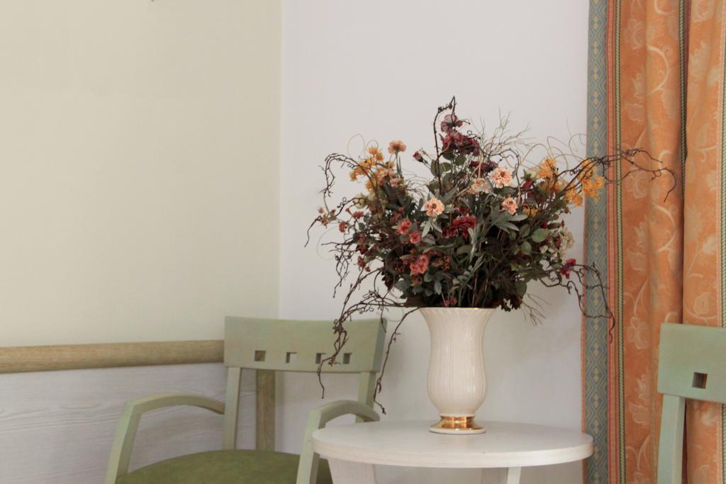 Hotel Platon Атина Екстериор снимка