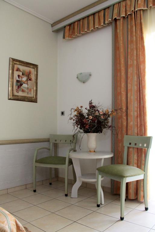 Hotel Platon Атина Екстериор снимка