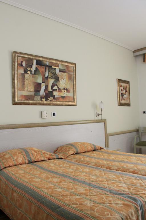 Hotel Platon Атина Стая снимка