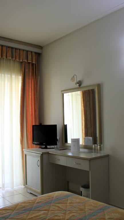Hotel Platon Атина Стая снимка