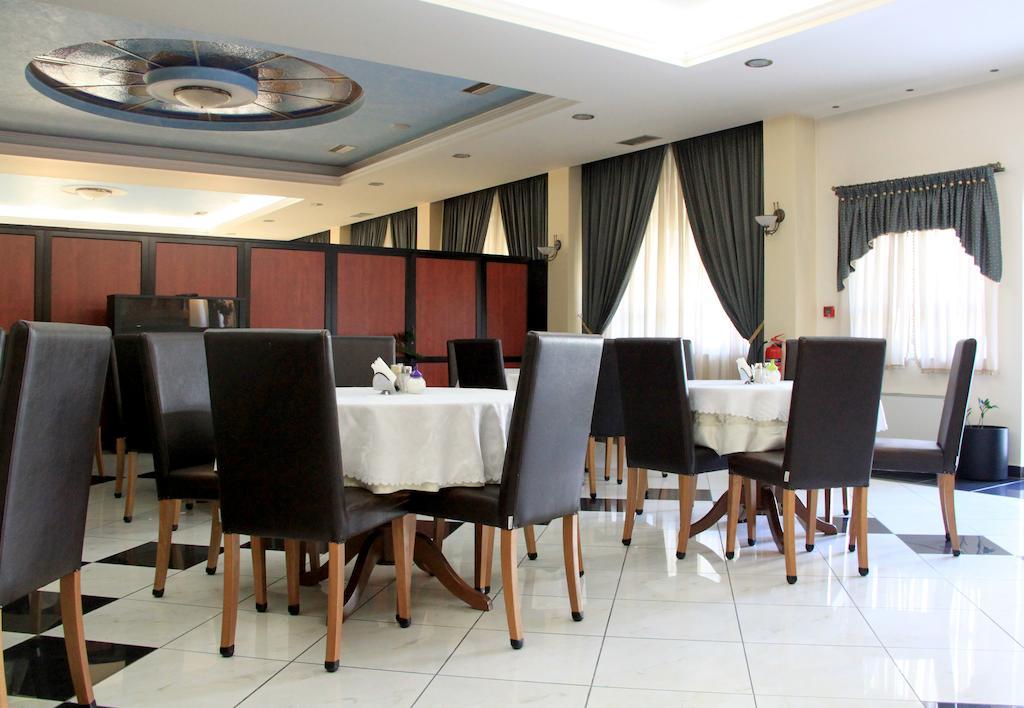 Hotel Platon Атина Екстериор снимка